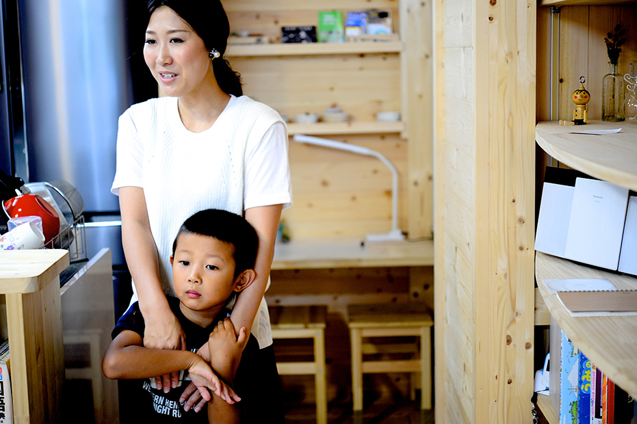 子供達の笑い声が「やさしく響く」木の空間。写真１５